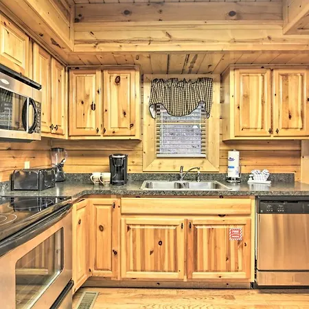 Cabin With Hot Tub About 2 Mi To Island In Pigeon Forge! Exterior foto